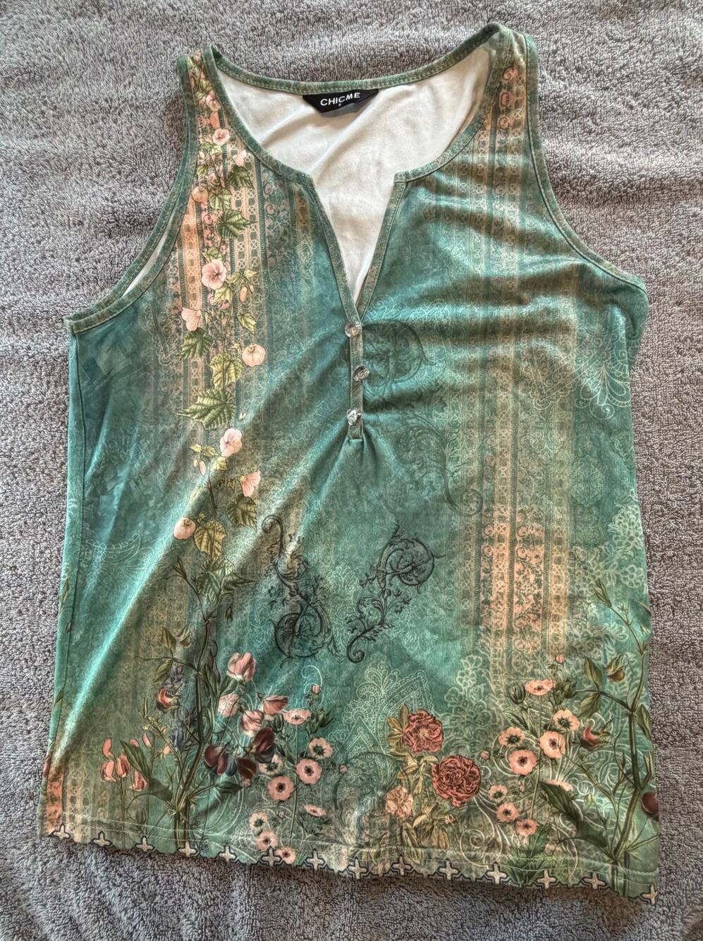 Chichme Green Printed Tank Top 90s Y2k Rhinestone Buttons Florals Feminine
